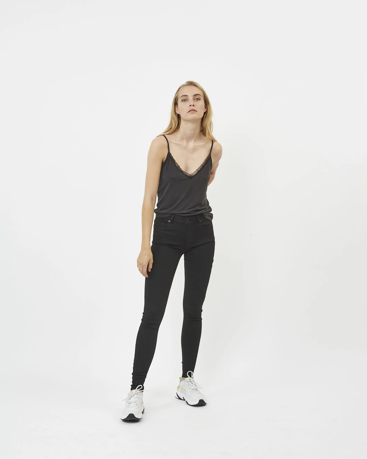 Minimum - Lotus NW M308 Hyperform Jeans #Color_Black