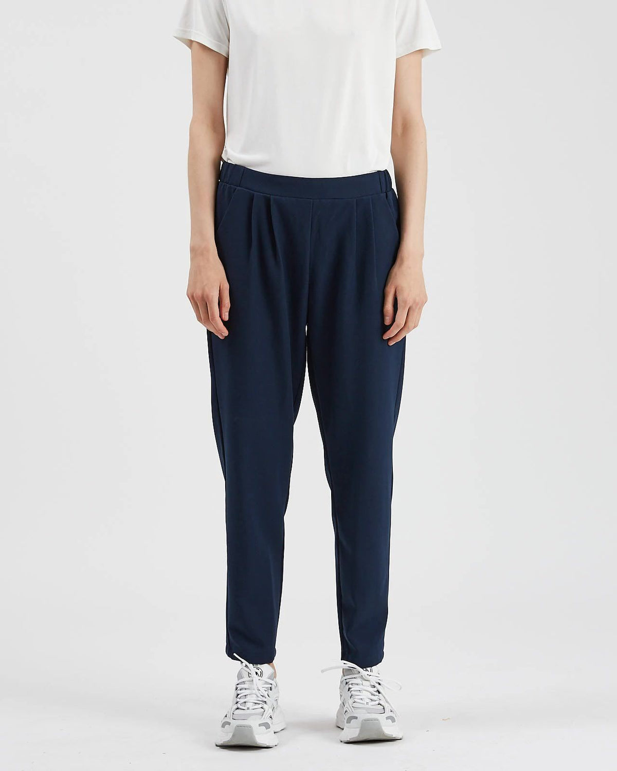 Minimum - Sofja 1848 Dressed Pants #Color_Navy Blazer