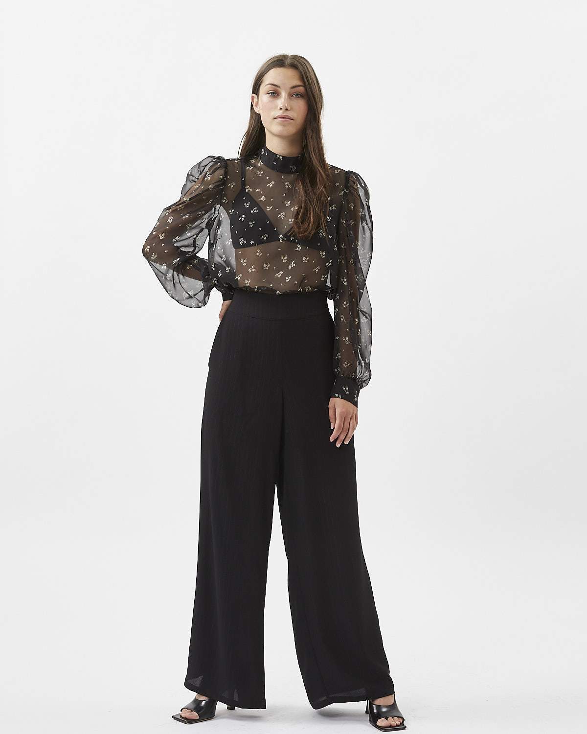 Neliane 7436 Long Sleeved Blouse