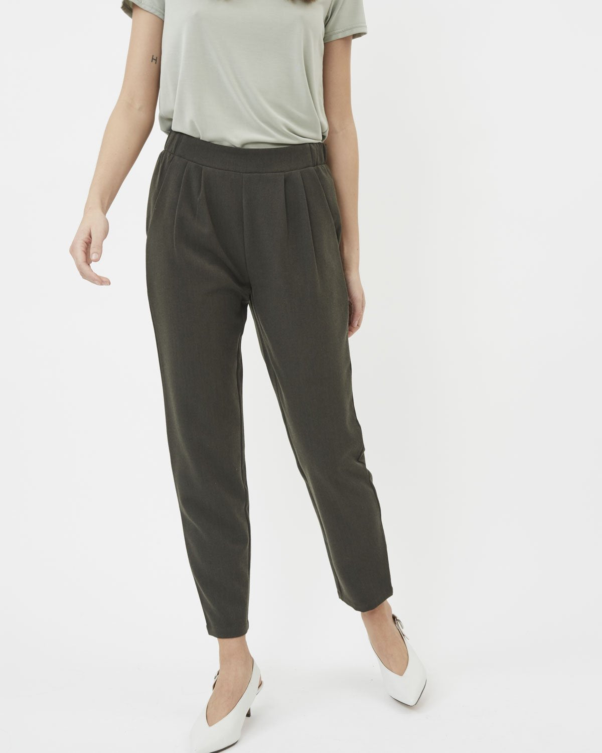 Minimum - Sofja e54 Casual Pants #Color_Racing Green