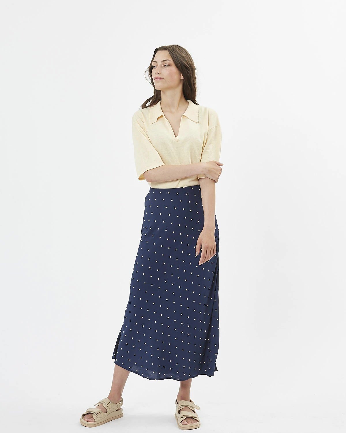 Minimum - Albi 7456 Midi Skirts #Color_Navy Blazer